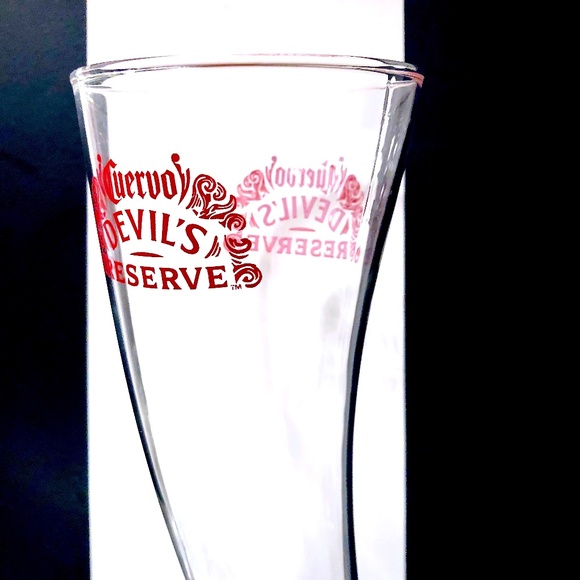 New Jose Cuervo Devil's Reserve Glassware, Cocktail & Shot Glasses, Stir & Picks - Picture 4 of 12